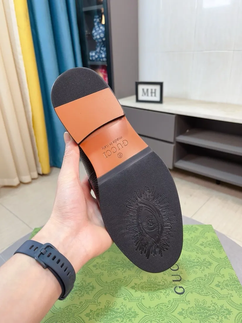 Men's Men's Shoes 💰458🌹🌹【GUCCI】The most popular classic Gucci leather shoes. Synchronized with the official website, the upper is made of Italian first-layer cowhide ➕cowhide lining, with unique brand and unique craftsmanship. Highlighting the hot style of the new year. Stop hesitating, stop wandering, get it now. Number: 38--44